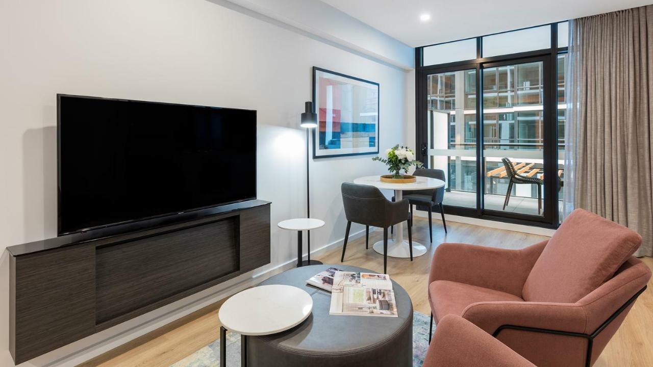 Avani Adelaide Residences Екстериор снимка