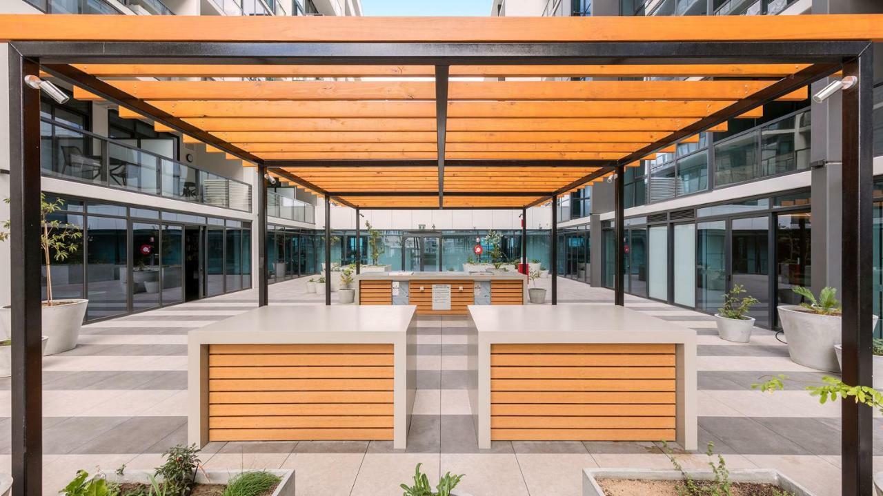 Avani Adelaide Residences Екстериор снимка