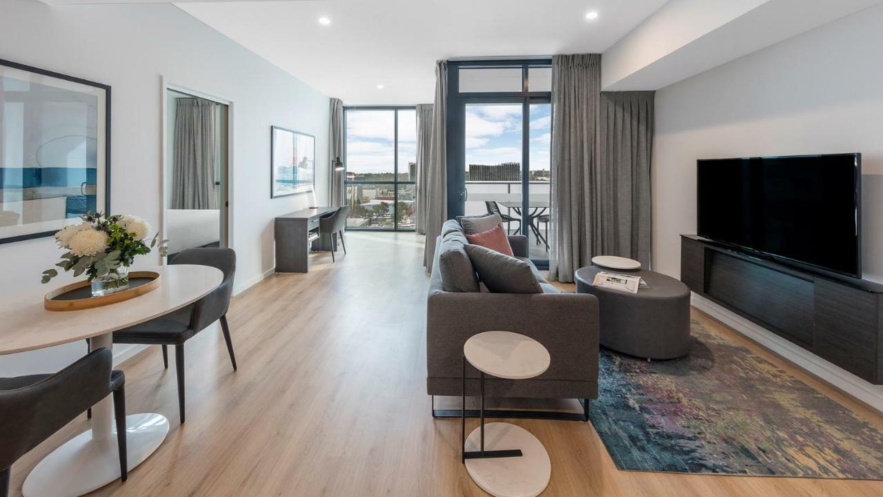 Avani Adelaide Residences Екстериор снимка