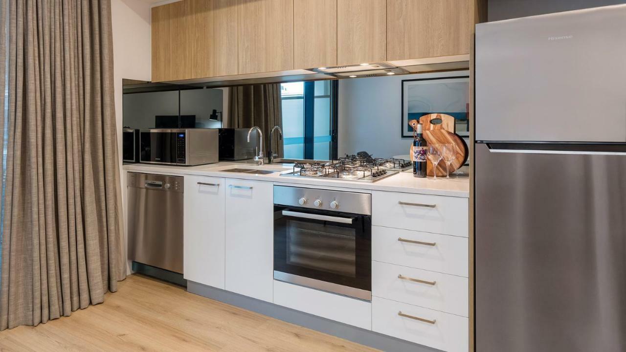 Avani Adelaide Residences Екстериор снимка